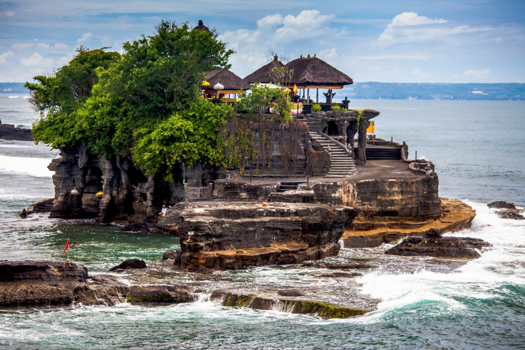 Tanah Lot Temple, Bali, Indonesia jigsaw puzzle in Great Sightings puzzles on TheJigsawPuzzles.com