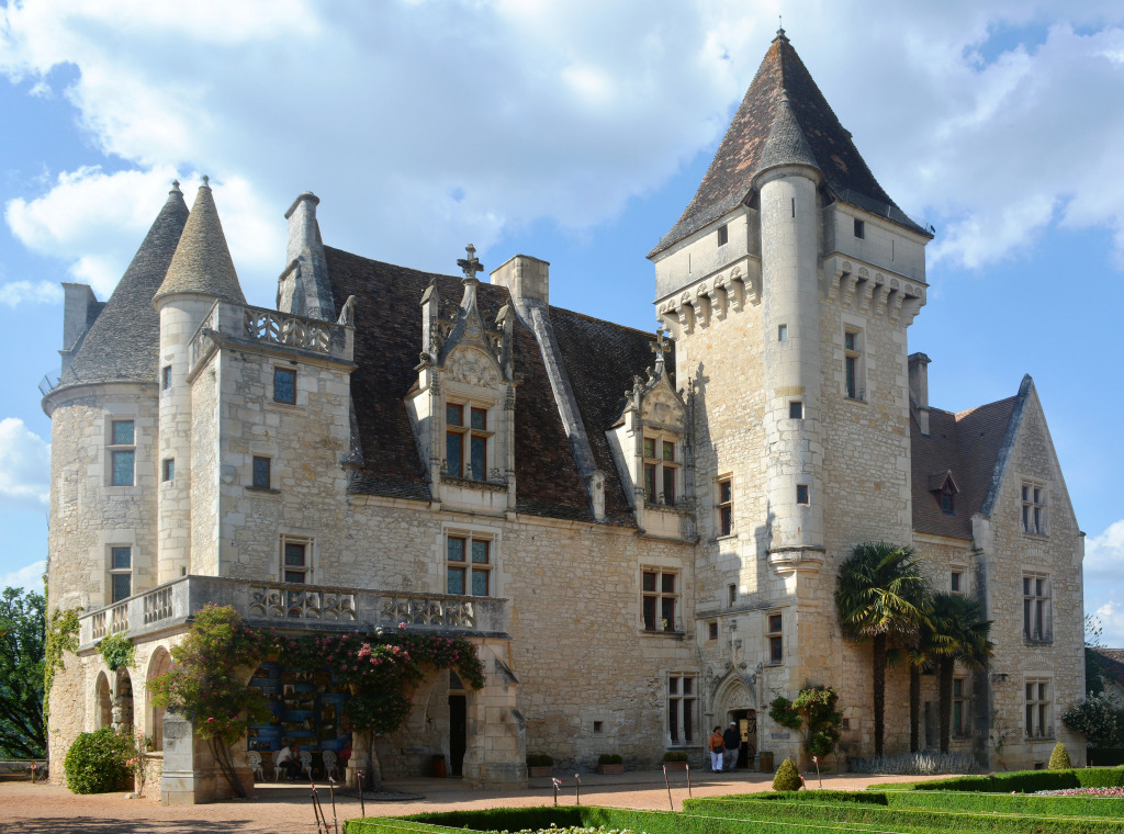 Chateau des Milandes, France jigsaw puzzle in Castles puzzles on TheJigsawPuzzles.com