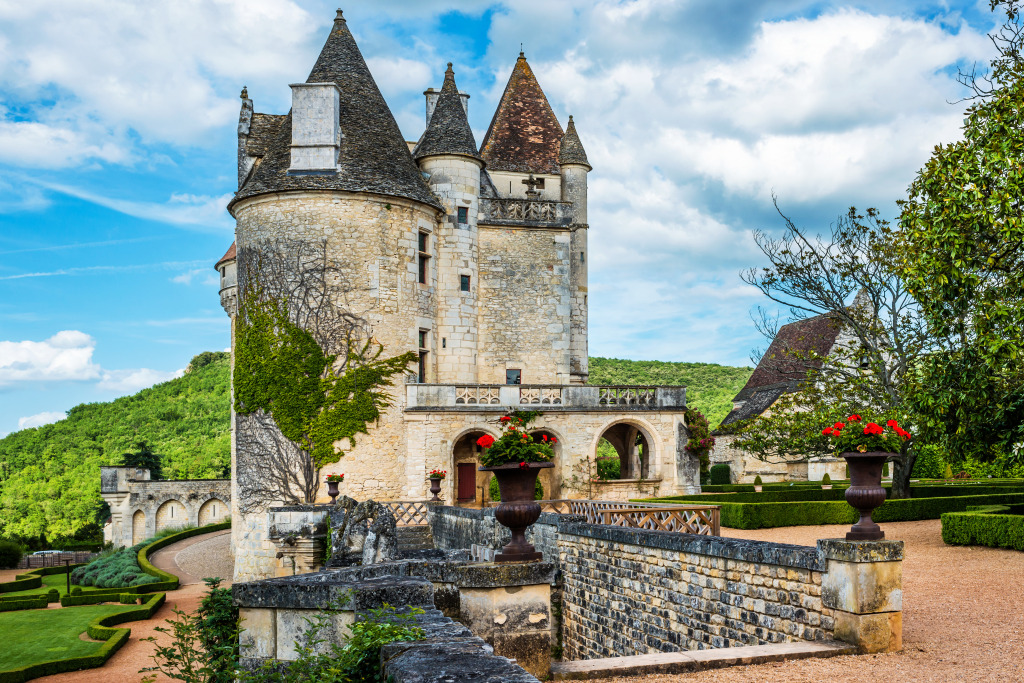 Chateau des Milandes, France jigsaw puzzle in Castles puzzles on TheJigsawPuzzles.com