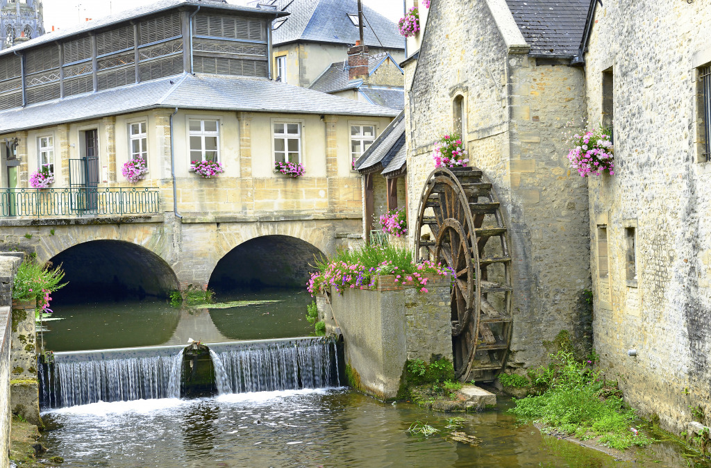 Town of Bayeux, Normandy, France jigsaw puzzle in Waterfalls puzzles on TheJigsawPuzzles.com