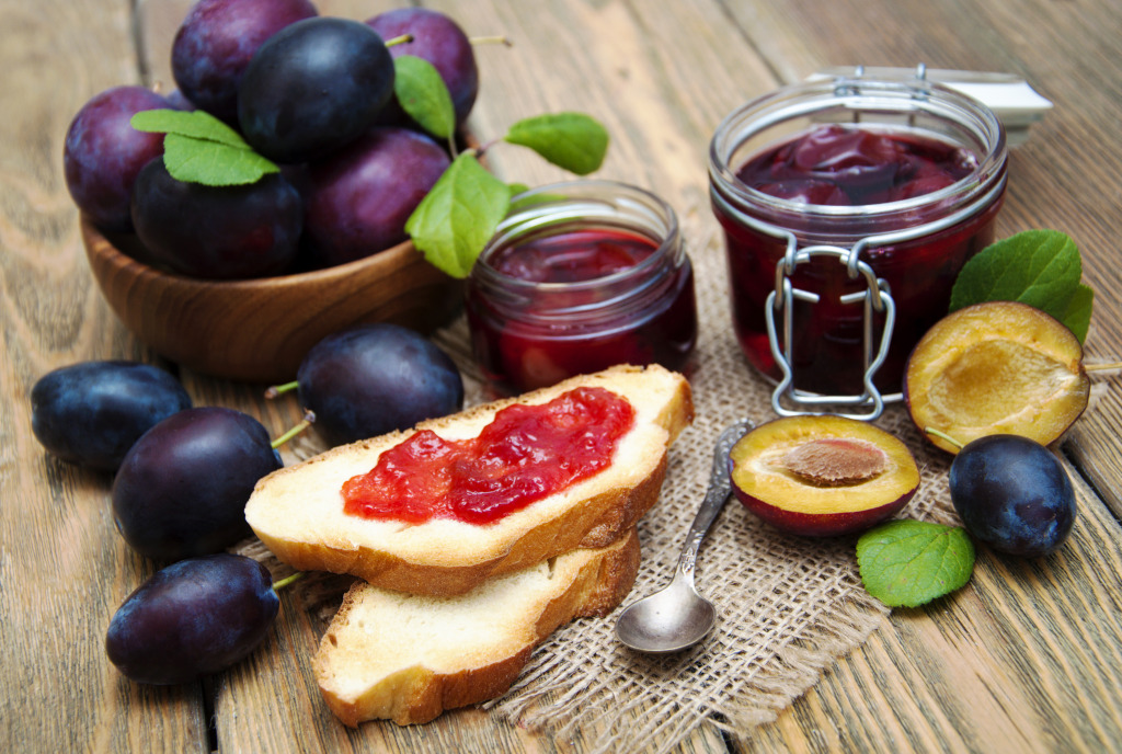 Plum Jam Sandwiches jigsaw puzzle in Fruits & Veggies puzzles on TheJigsawPuzzles.com