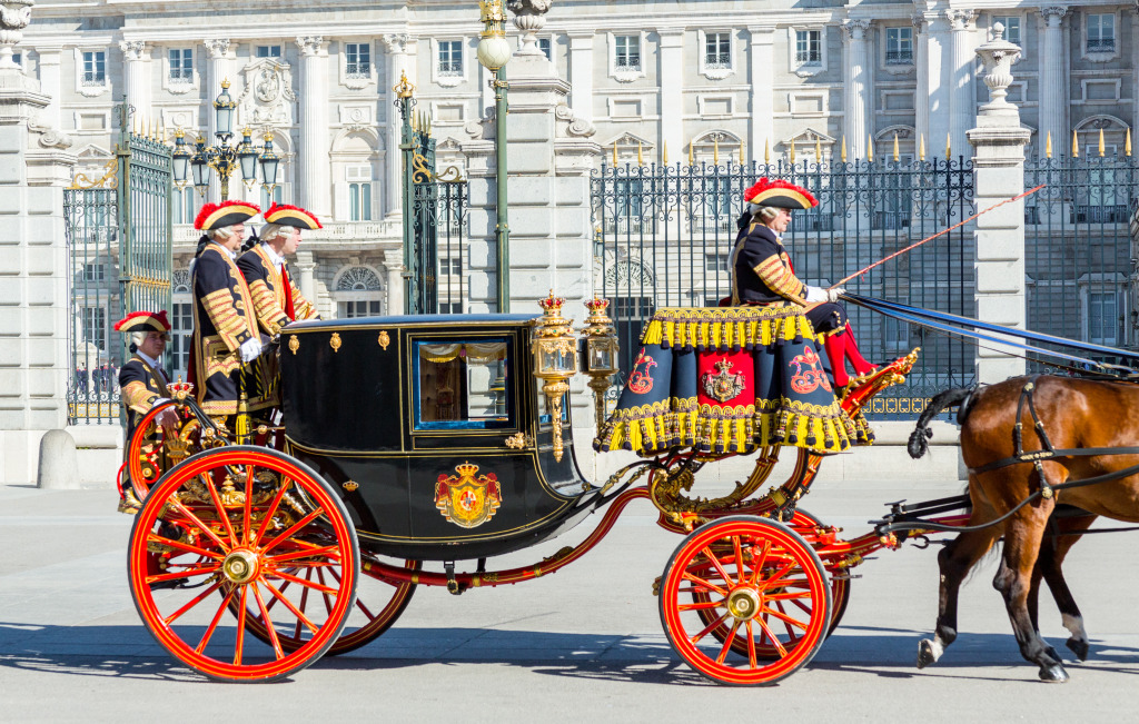 Royal Palace in Madrid, Spain jigsaw puzzle in Castles puzzles on TheJigsawPuzzles.com