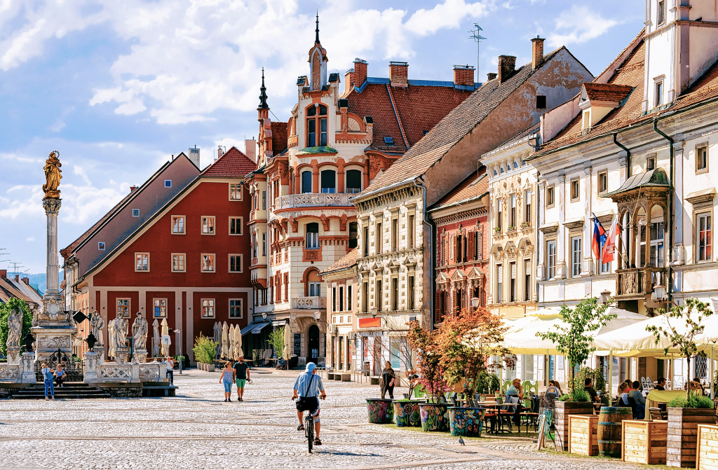 Maribor Town Hall, Slovenia jigsaw puzzle in Street View puzzles on TheJigsawPuzzles.com