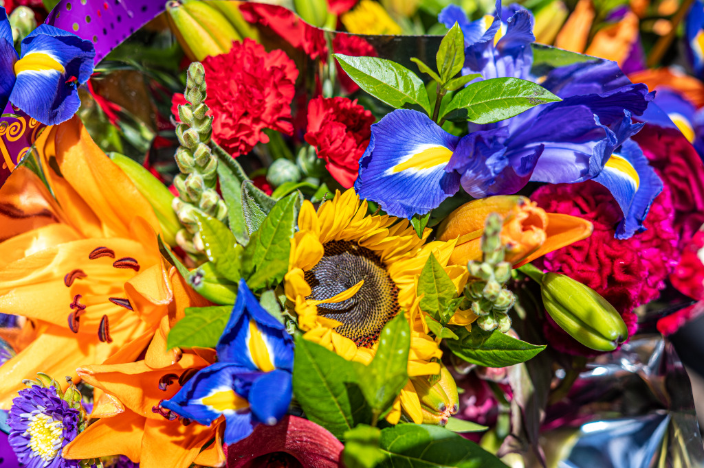 Bouquet of Colorful Flowers jigsaw puzzle in Macro puzzles on TheJigsawPuzzles.com