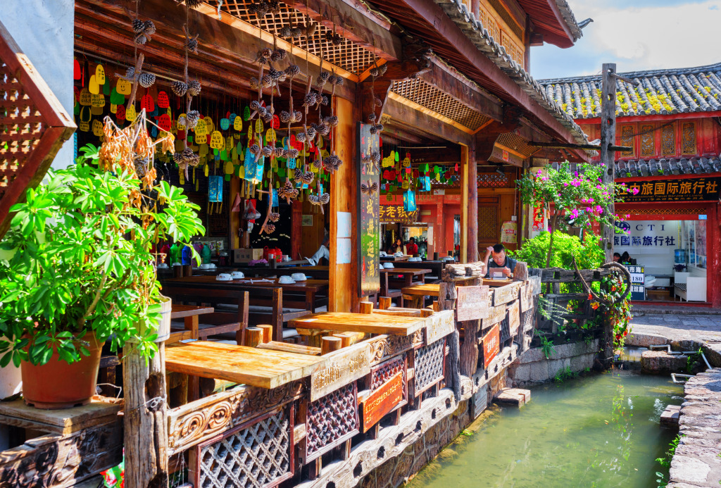 Lijiang, Yunnan Province, China jigsaw puzzle in Street View puzzles on TheJigsawPuzzles.com