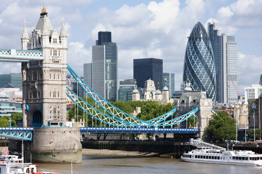 Tower Bridge and The Gherkin, London jigsaw puzzle in Bridges puzzles on TheJigsawPuzzles.com