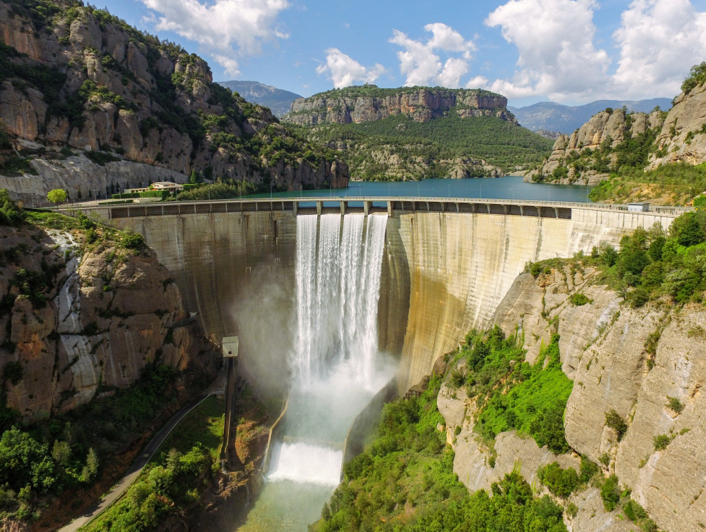 Llosa del Cavall, Pyrenees Mountains, Spain jigsaw puzzle in Waterfalls puzzles on TheJigsawPuzzles.com