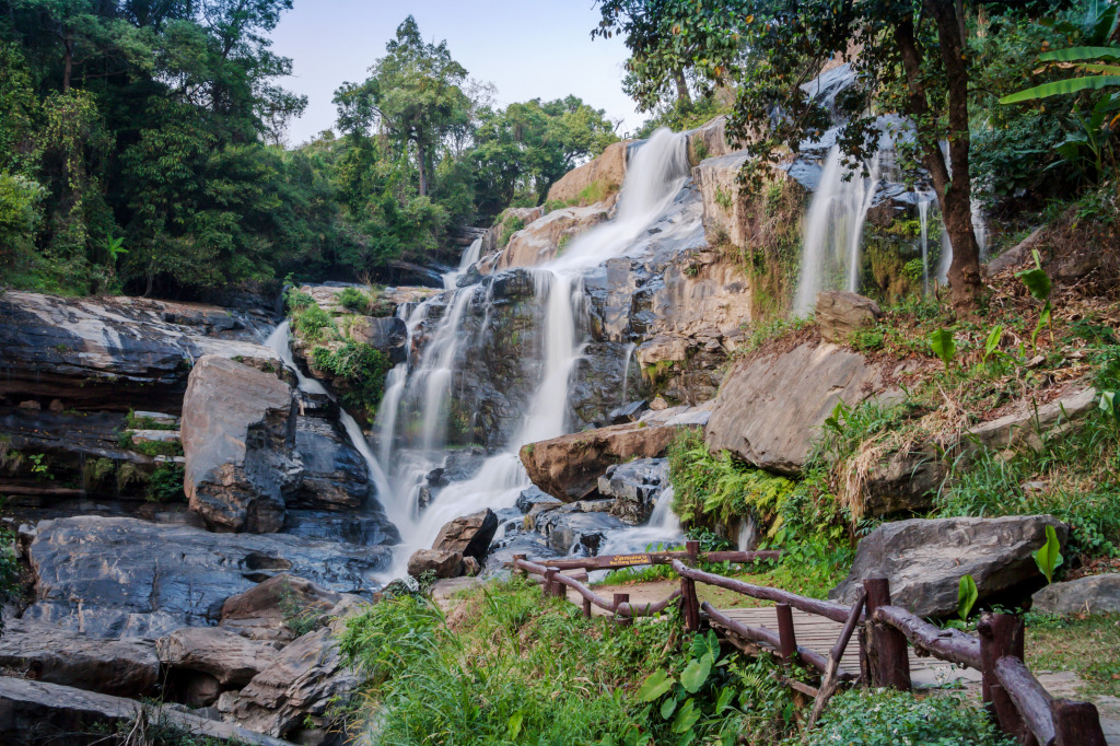 Mae Klang Waterfall, Chiang Mai, Thailand jigsaw puzzle in Waterfalls puzzles on TheJigsawPuzzles.com