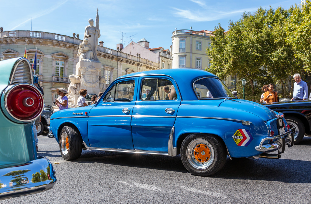 Retro Car Show in Lisbon, Portugal jigsaw puzzle in Cars & Bikes puzzles on TheJigsawPuzzles.com