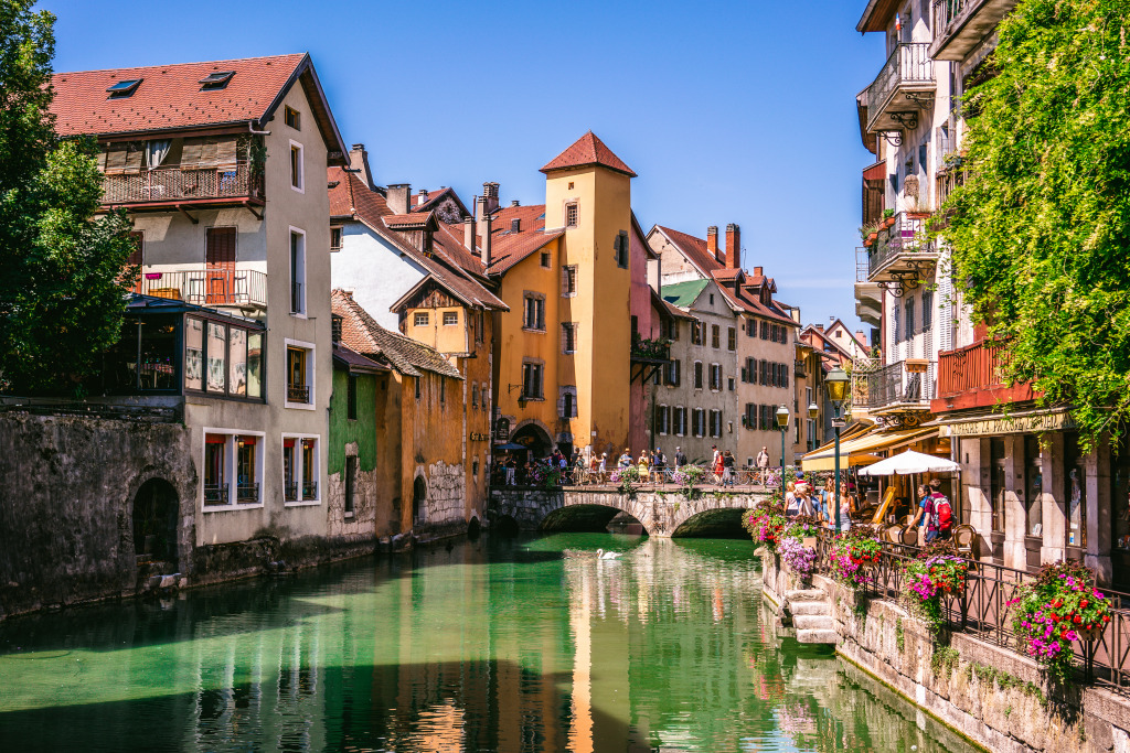 Annecy Old Town, France jigsaw puzzle in Bridges puzzles on TheJigsawPuzzles.com