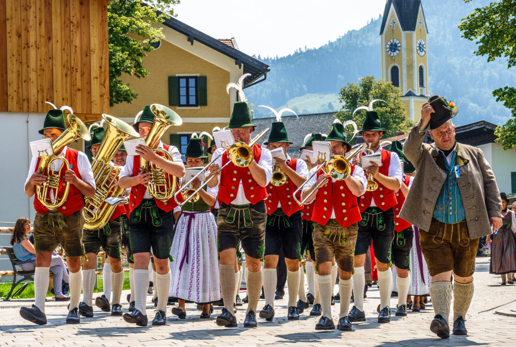Parade in Schliersee, Germany jigsaw puzzle in People puzzles on TheJigsawPuzzles.com
