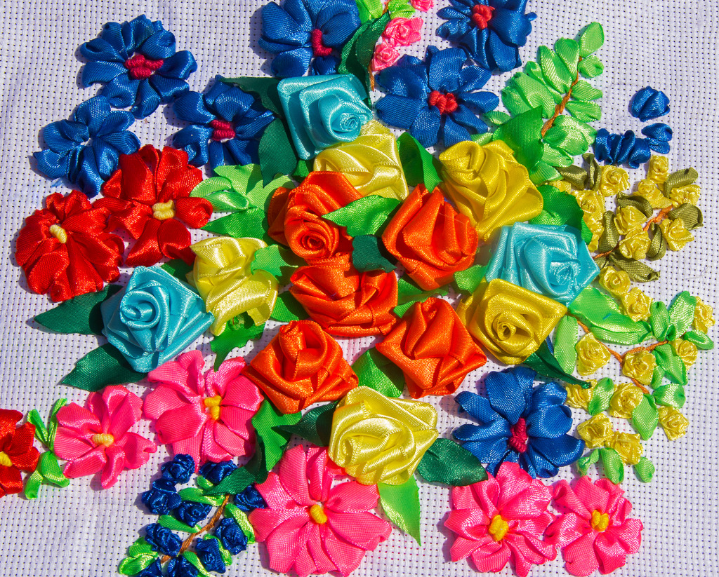 Ribbon Flowers jigsaw puzzle in Handmade puzzles on TheJigsawPuzzles.com