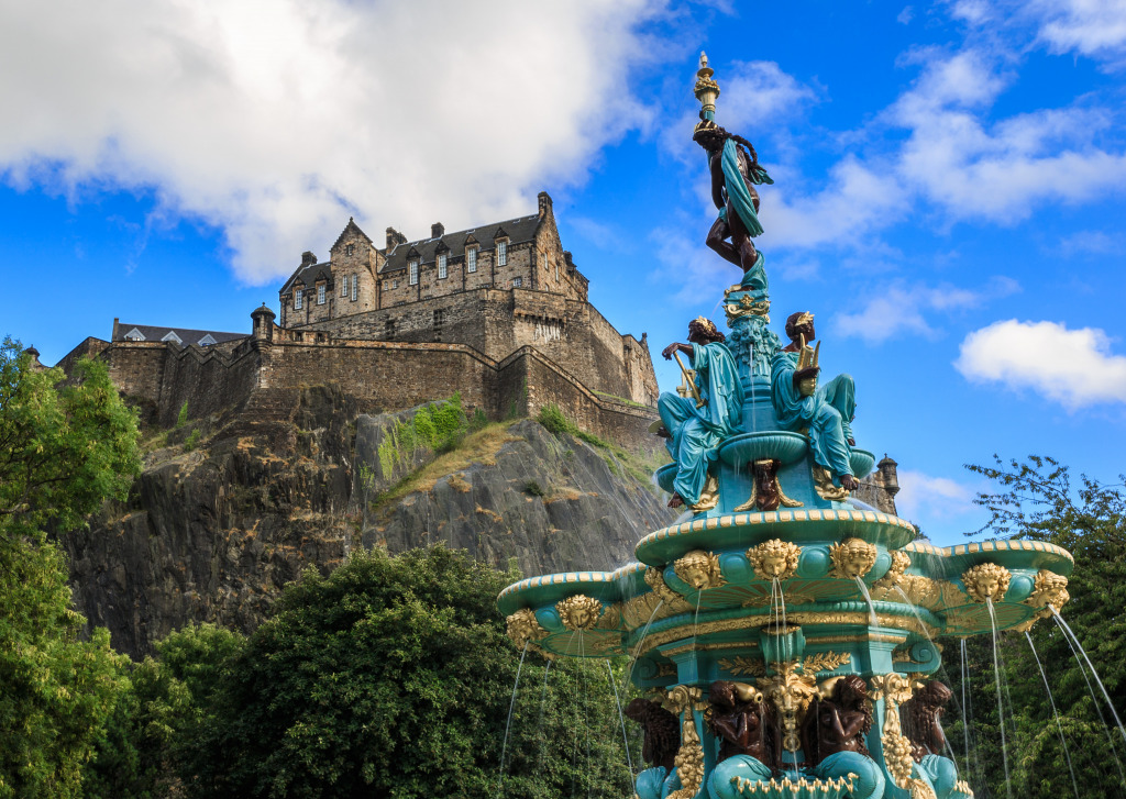 Edinburgh Castle and Ross Fountain, Scotland jigsaw puzzle in Waterfalls puzzles on TheJigsawPuzzles.com