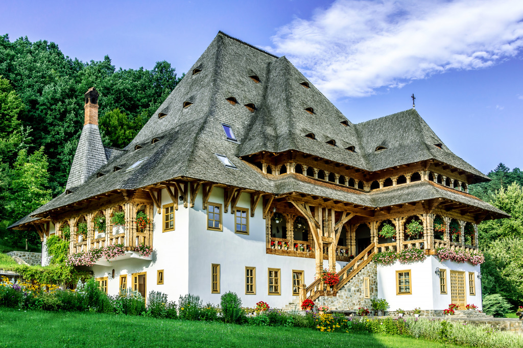 Traditional Maramureș House, Romania jigsaw puzzle in Puzzle of the Day puzzles on TheJigsawPuzzles.com