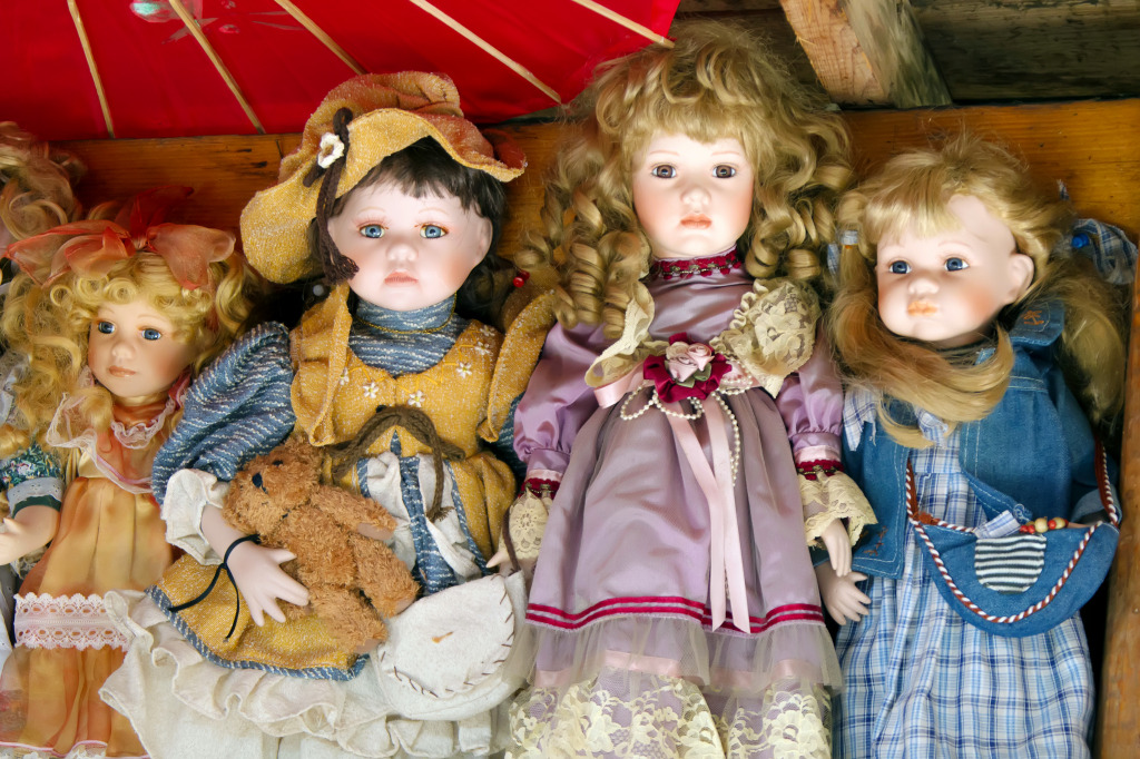 Antique Dolls in the Attic jigsaw puzzle in Macro puzzles on TheJigsawPuzzles.com