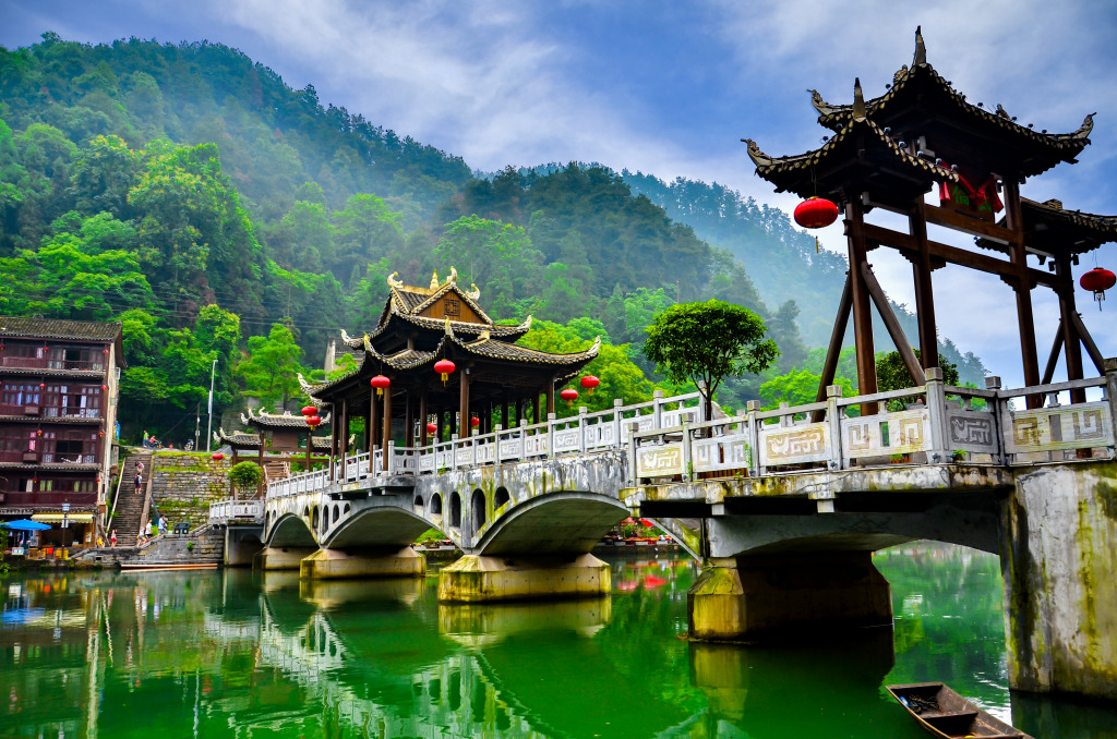 Ancient Town of Fenghuang, China jigsaw puzzle in Bridges puzzles on TheJigsawPuzzles.com