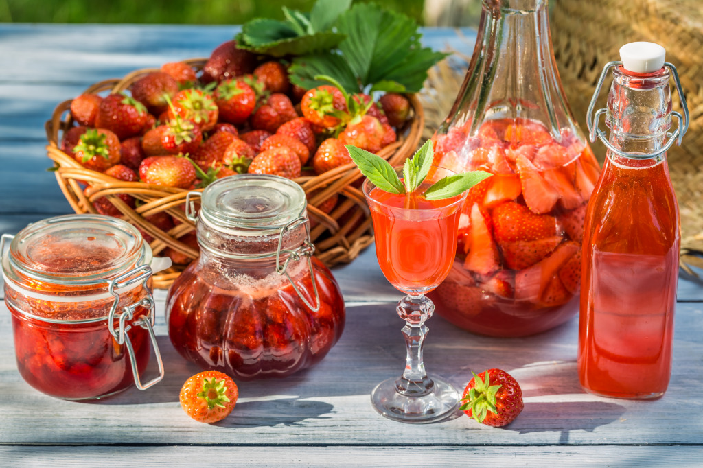 Strawberry Season jigsaw puzzle in Food & Bakery puzzles on TheJigsawPuzzles.com