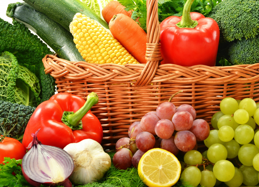 Vegetables in a Wicker Basket jigsaw puzzle in Fruits & Veggies puzzles on TheJigsawPuzzles.com