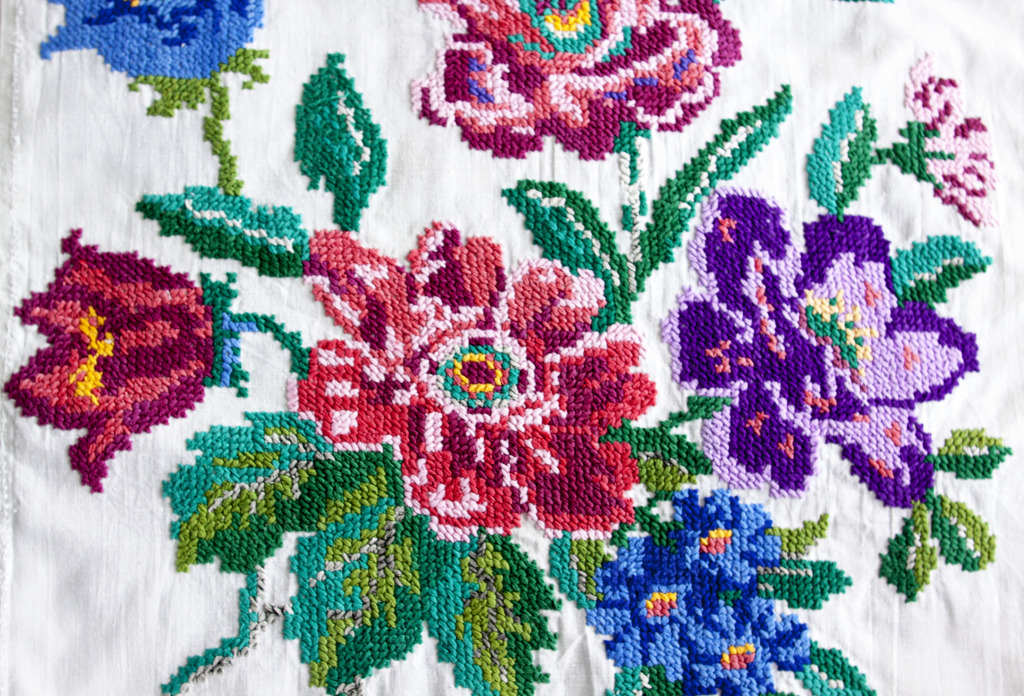 Ukrainian Floral Embroidery jigsaw puzzle in Handmade puzzles on TheJigsawPuzzles.com