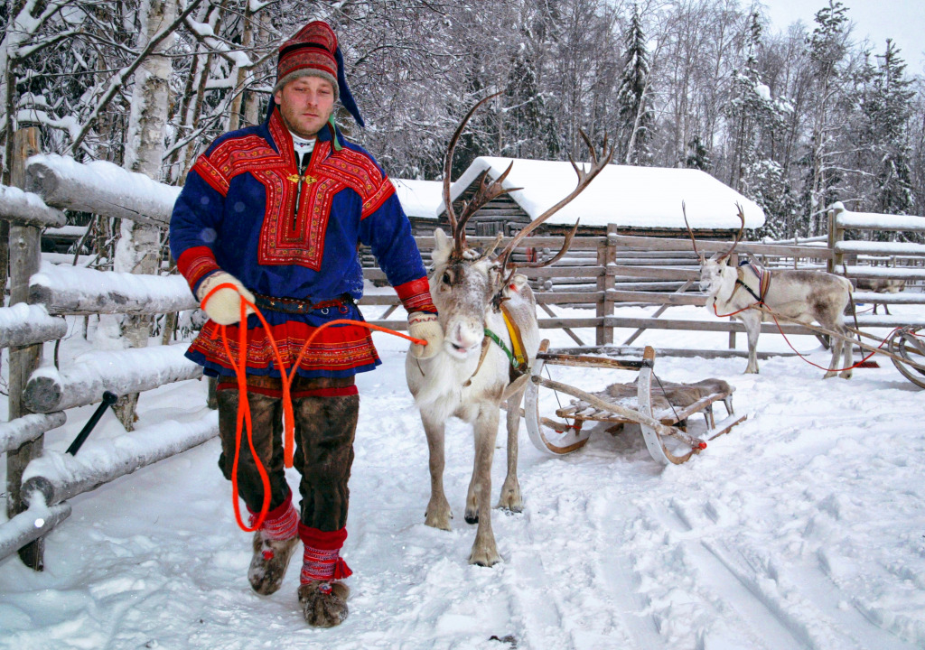 Sámi Man with Reindeer in Lapland jigsaw puzzle in People puzzles on TheJigsawPuzzles.com