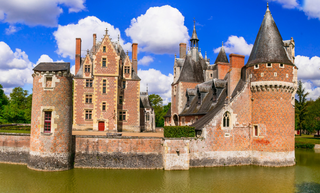 Chateau Du Moulin, Loire Valley, France jigsaw puzzle in Castles puzzles on TheJigsawPuzzles.com