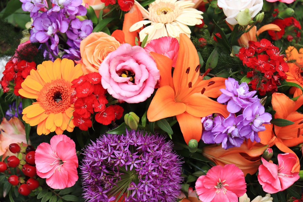 Mixed Flower Arrangement jigsaw puzzle in Puzzle of the Day puzzles on TheJigsawPuzzles.com