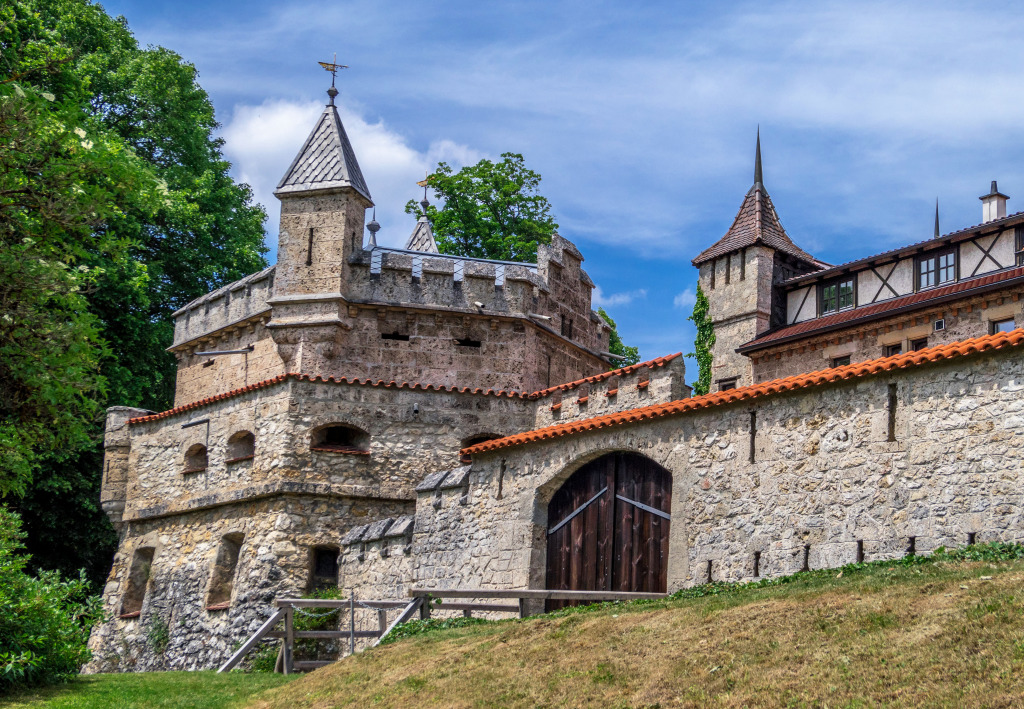 Lichtenstein Castle, Honau, Germany jigsaw puzzle in Castles puzzles on TheJigsawPuzzles.com