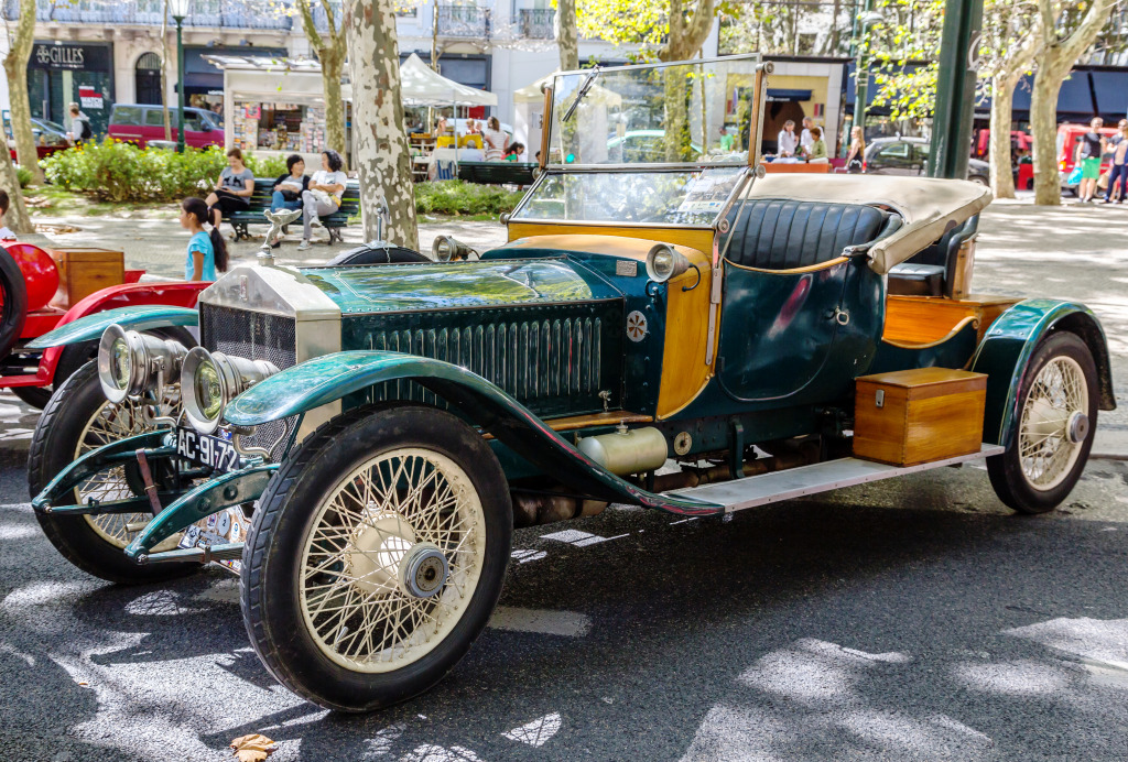 Retro Car Show in Lisbon, Portugal jigsaw puzzle in Puzzle of the Day puzzles on TheJigsawPuzzles.com