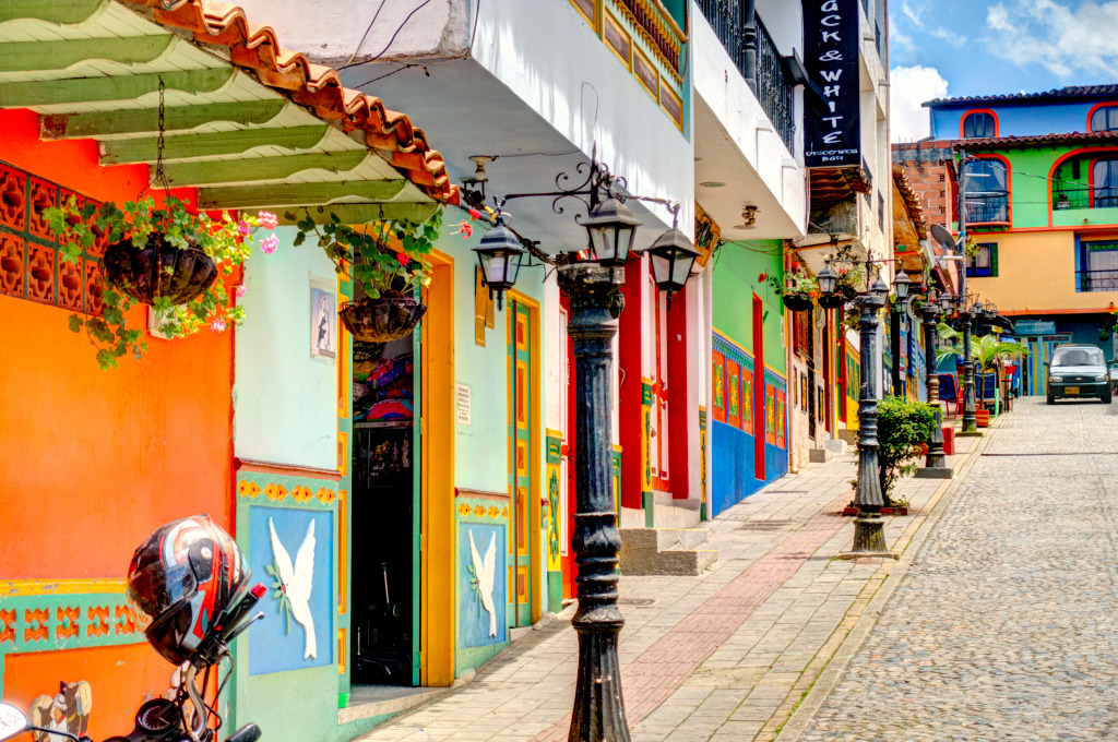 Historical Center of Guatape, Colombia jigsaw puzzle in Street View puzzles on TheJigsawPuzzles.com