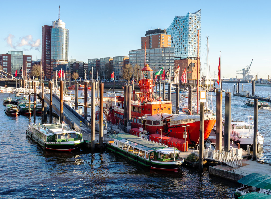 Hamburg Skyline, Germany jigsaw puzzle in Puzzle of the Day puzzles on TheJigsawPuzzles.com