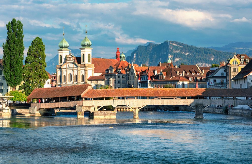 Historic City Center of Lucerne, Switzerland jigsaw puzzle in Bridges puzzles on TheJigsawPuzzles.com