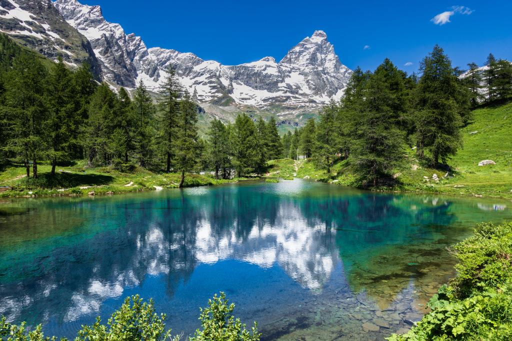Matterhorn and Blue Lake, Aosta Valley, Italy jigsaw puzzle in Great Sightings puzzles on TheJigsawPuzzles.com