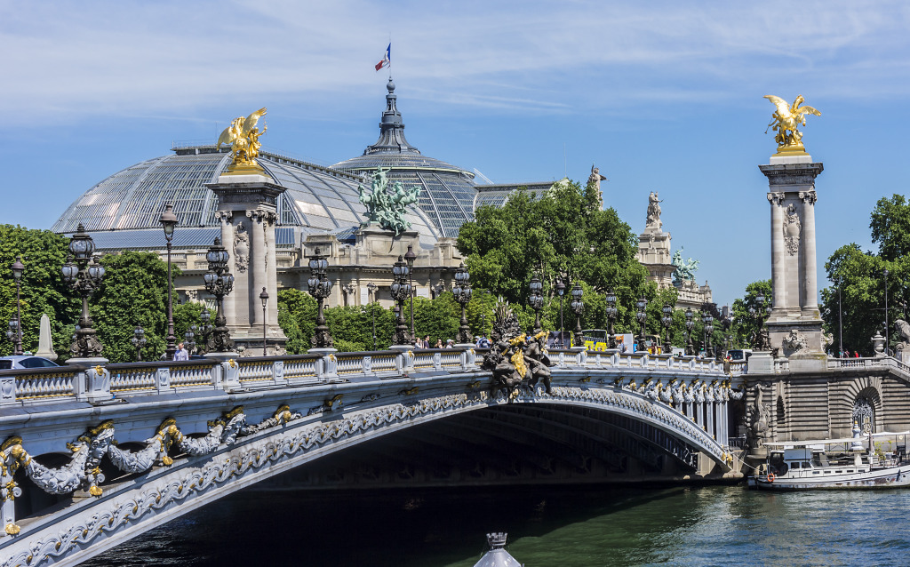 Alexandre III Bridge, Paris, France jigsaw puzzle in Bridges puzzles on TheJigsawPuzzles.com