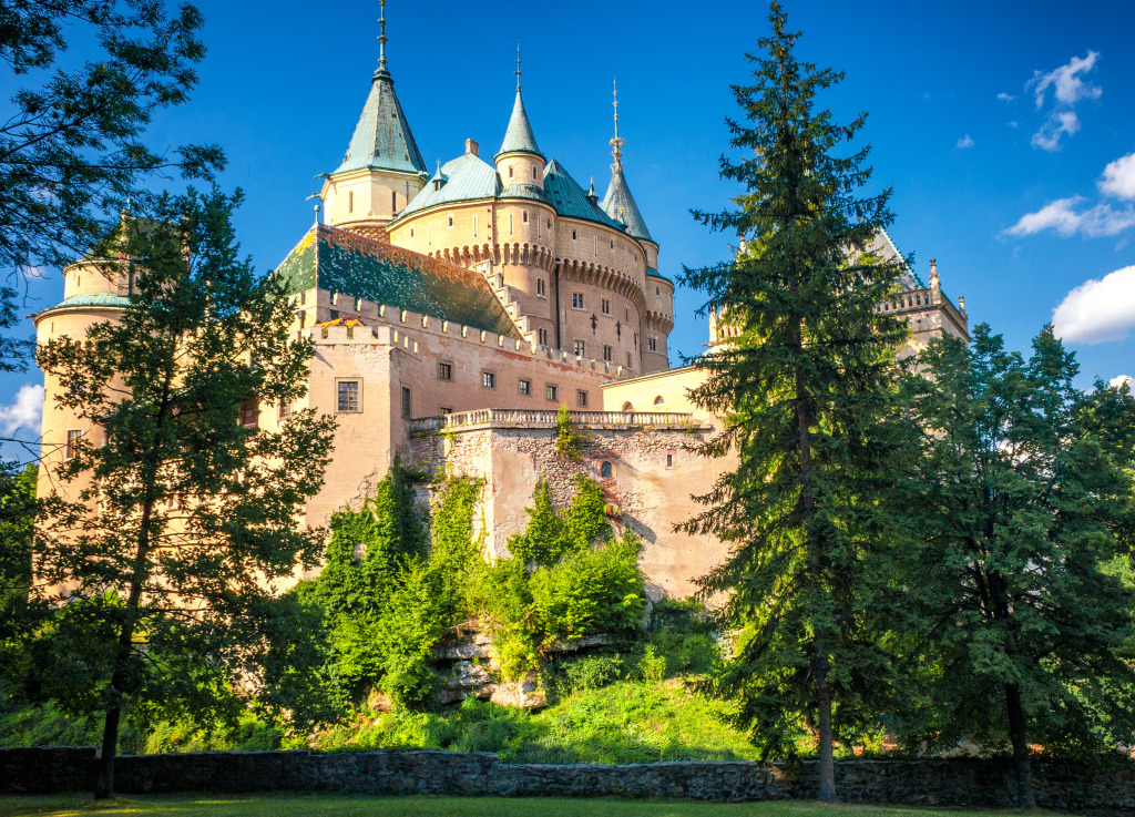 Castle Bojnice, Slovakia jigsaw puzzle in Castles puzzles on TheJigsawPuzzles.com