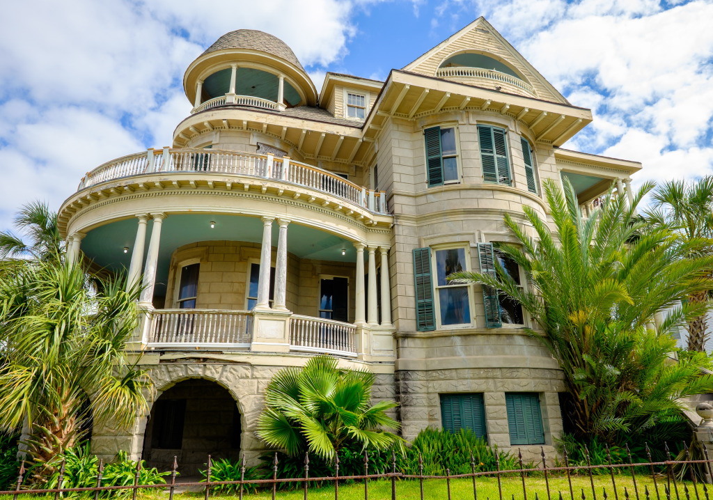 Silk Stocking Historic District, Galveston TX jigsaw puzzle in Street View puzzles on TheJigsawPuzzles.com