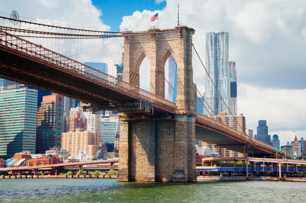 View of Manhattan with Brooklyn Bridge jigsaw puzzle in Bridges puzzles on TheJigsawPuzzles.com