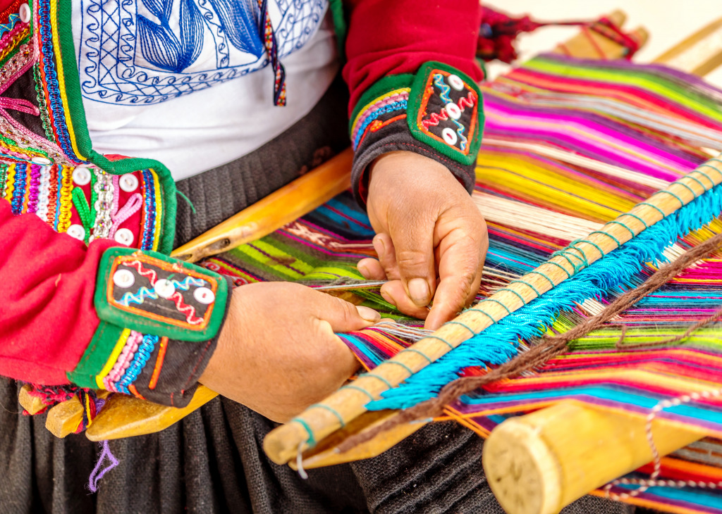 Traditional Wool Weaving in Peru jigsaw puzzle in Puzzle of the Day puzzles on TheJigsawPuzzles.com