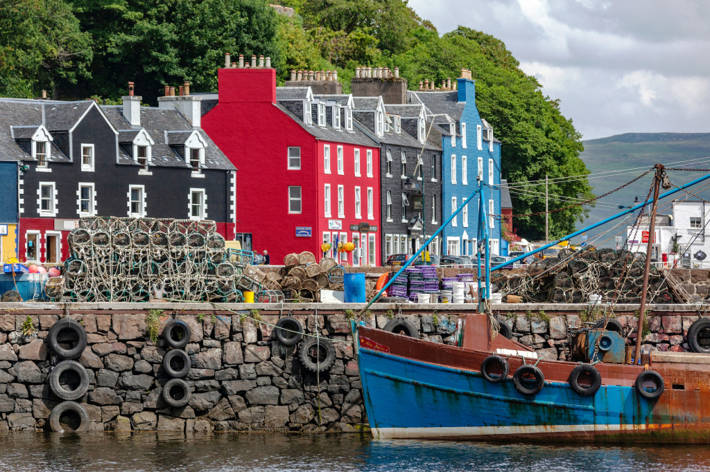 Town of Tobermory, Scotland jigsaw puzzle in Street View puzzles on TheJigsawPuzzles.com