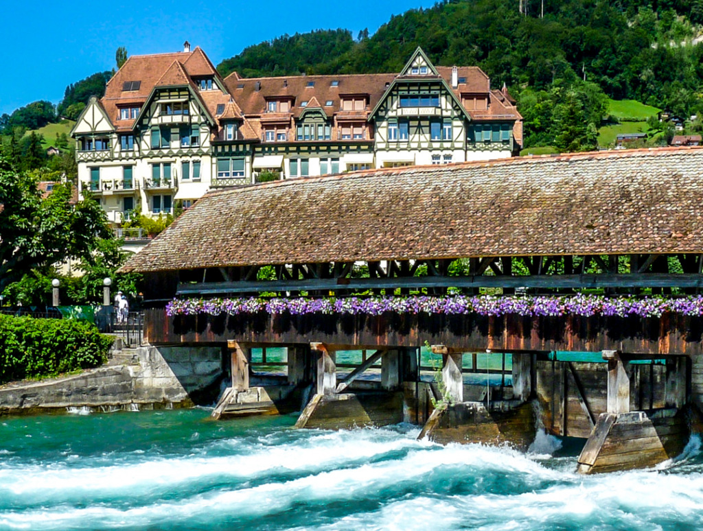 Thun, Switzerland jigsaw puzzle in Waterfalls puzzles on TheJigsawPuzzles.com