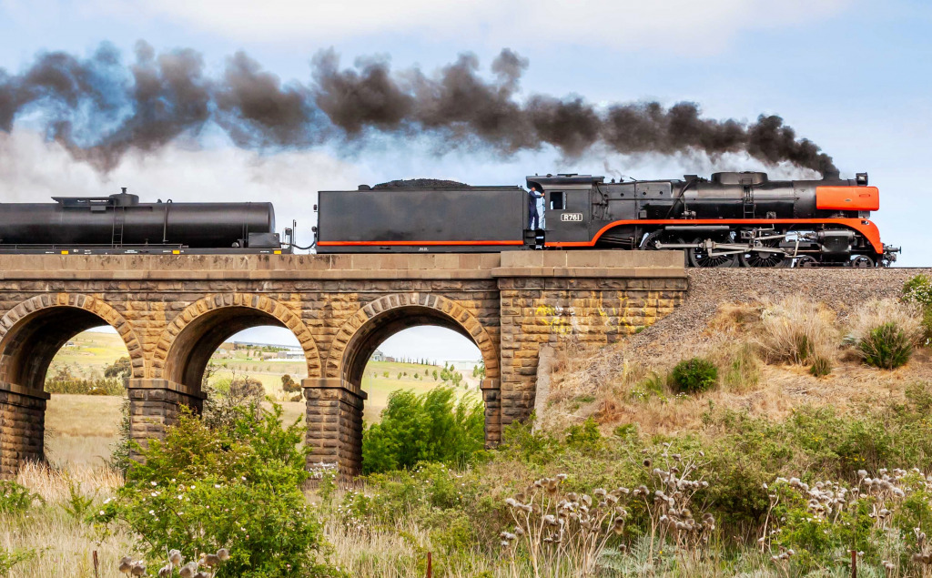 Old Bluestone Bridge, Sunbury, Australia jigsaw puzzle in Bridges puzzles on TheJigsawPuzzles.com