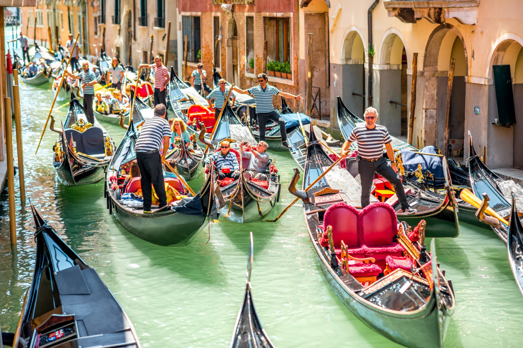 Gondolas in Venice, Italy jigsaw puzzle in People puzzles on TheJigsawPuzzles.com