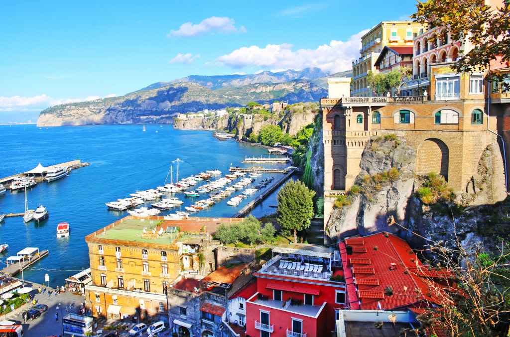 Sorrento and Bay of Naples, Italy jigsaw puzzle in Great Sightings puzzles on TheJigsawPuzzles.com