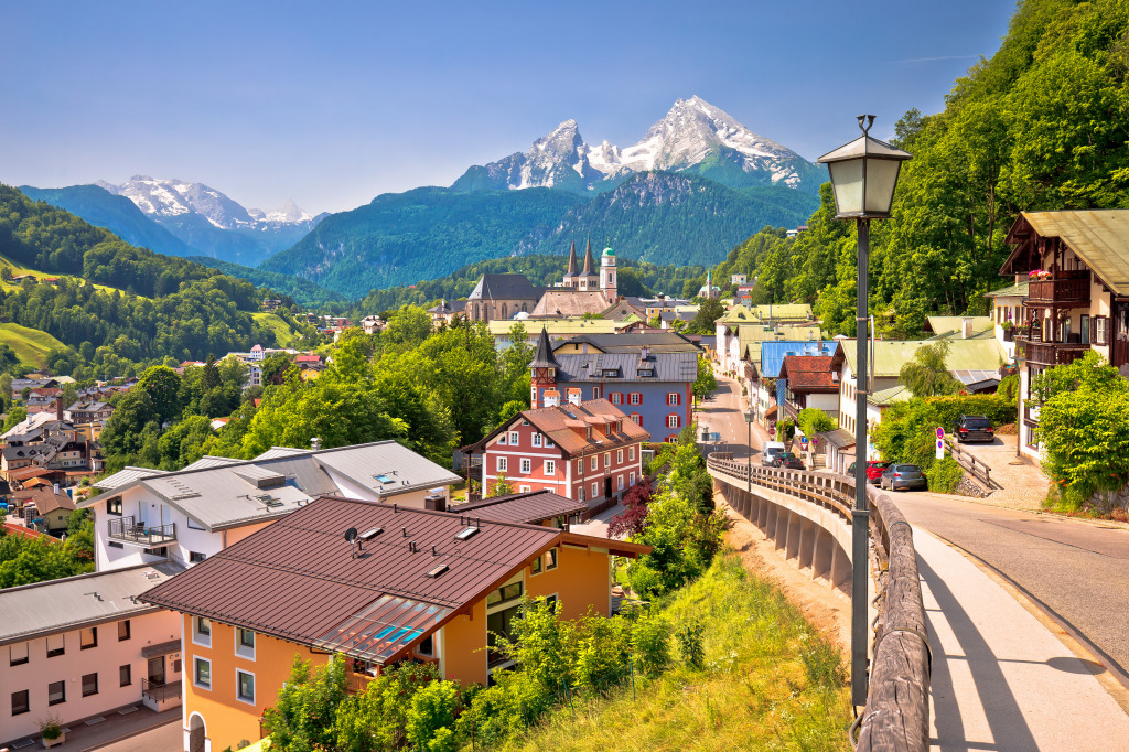 Town of Berchtesgaden, Bavarian Alps jigsaw puzzle in Great Sightings puzzles on TheJigsawPuzzles.com