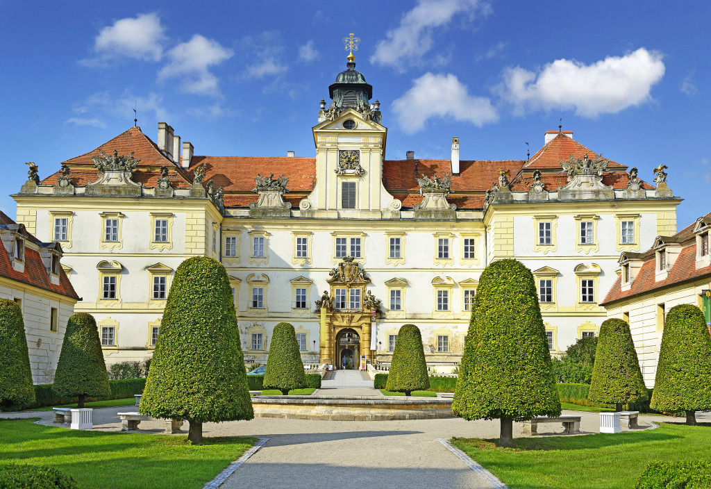 Chateau Valtice, Czech Republic jigsaw puzzle in Castles puzzles on TheJigsawPuzzles.com