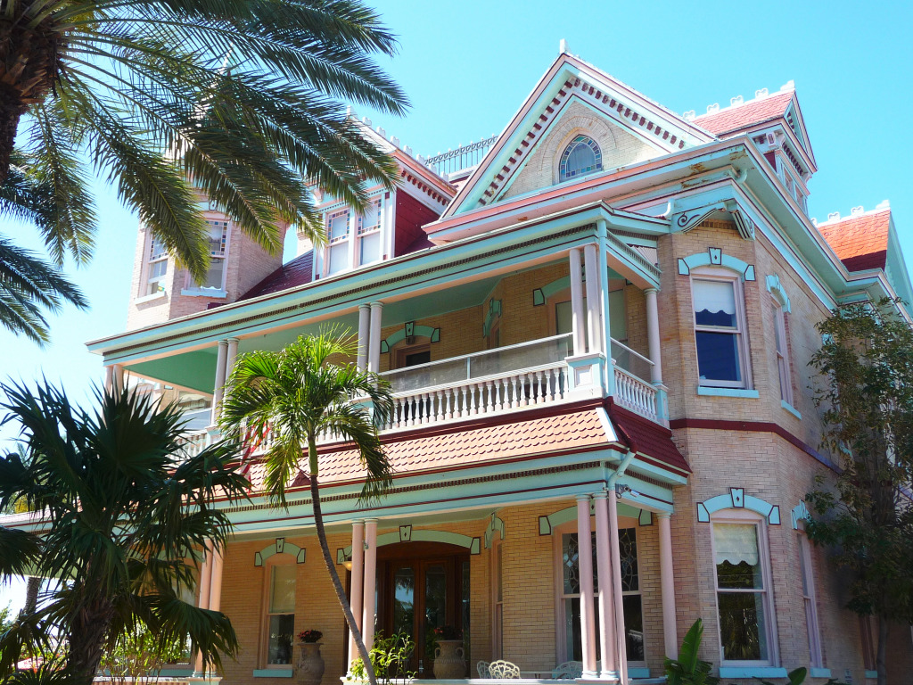 Victorian House in Key West, Florida jigsaw puzzle in Street View puzzles on TheJigsawPuzzles.com