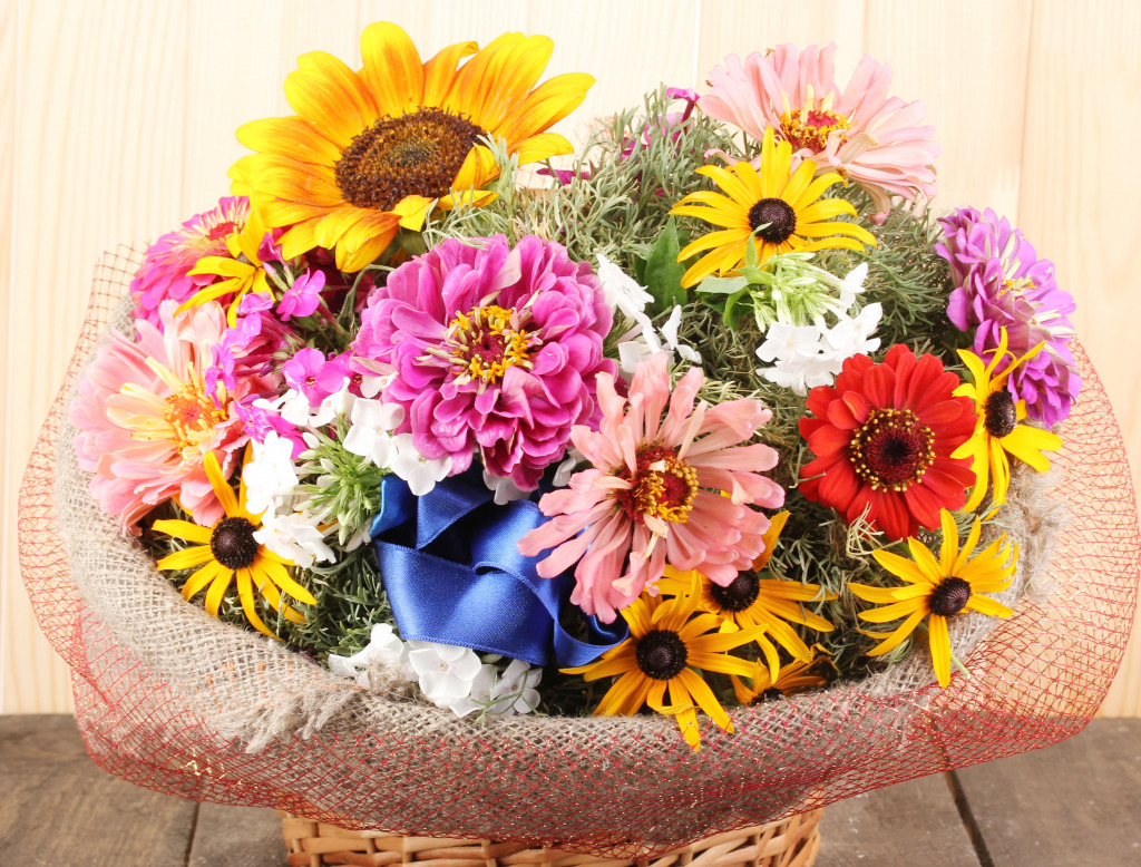 Bouquet of Bright Flowers jigsaw puzzle in Flowers puzzles on TheJigsawPuzzles.com