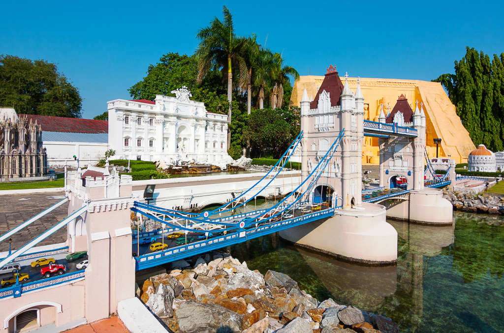 Mini Siam Park, Pattaya, Thailand jigsaw puzzle in Bridges puzzles on TheJigsawPuzzles.com