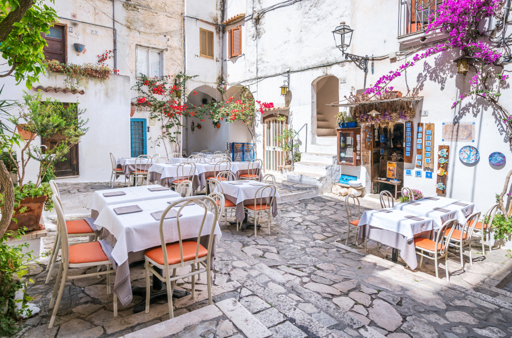 Street Restaurant in Sperlonga, Lazio, Italy jigsaw puzzle in Food & Bakery puzzles on TheJigsawPuzzles.com