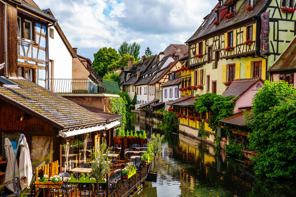 Petite Venise, Colmar, France jigsaw puzzle in Street View puzzles on TheJigsawPuzzles.com