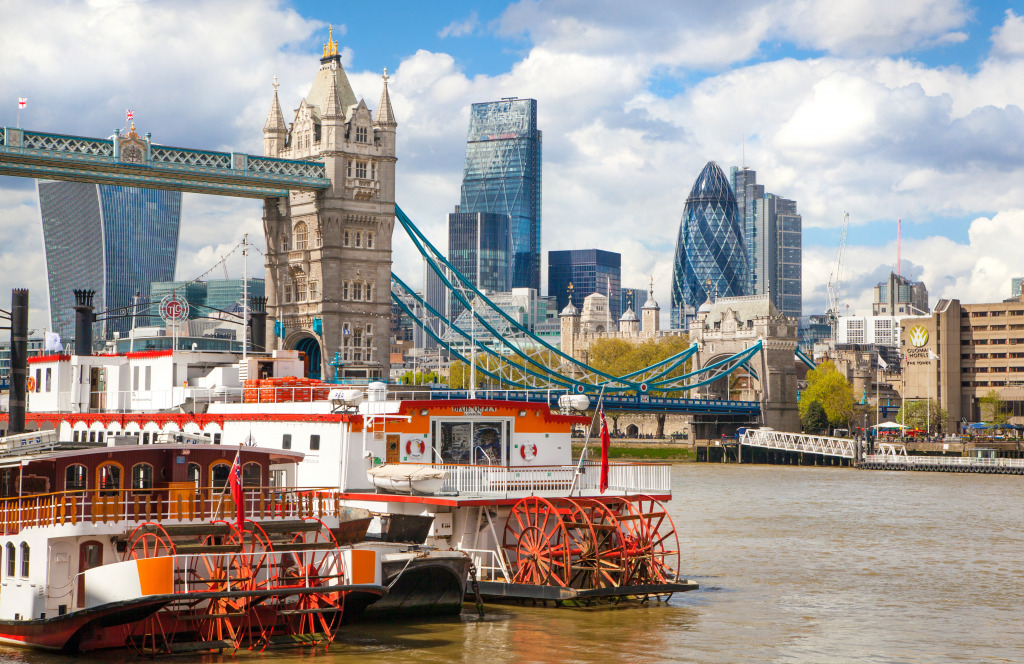 Tower Bridge and The City of London jigsaw puzzle in Bridges puzzles on TheJigsawPuzzles.com